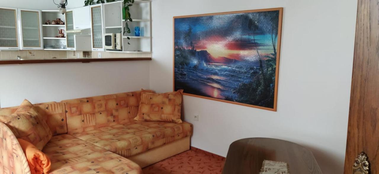Apartman Sobeslav Apartment *